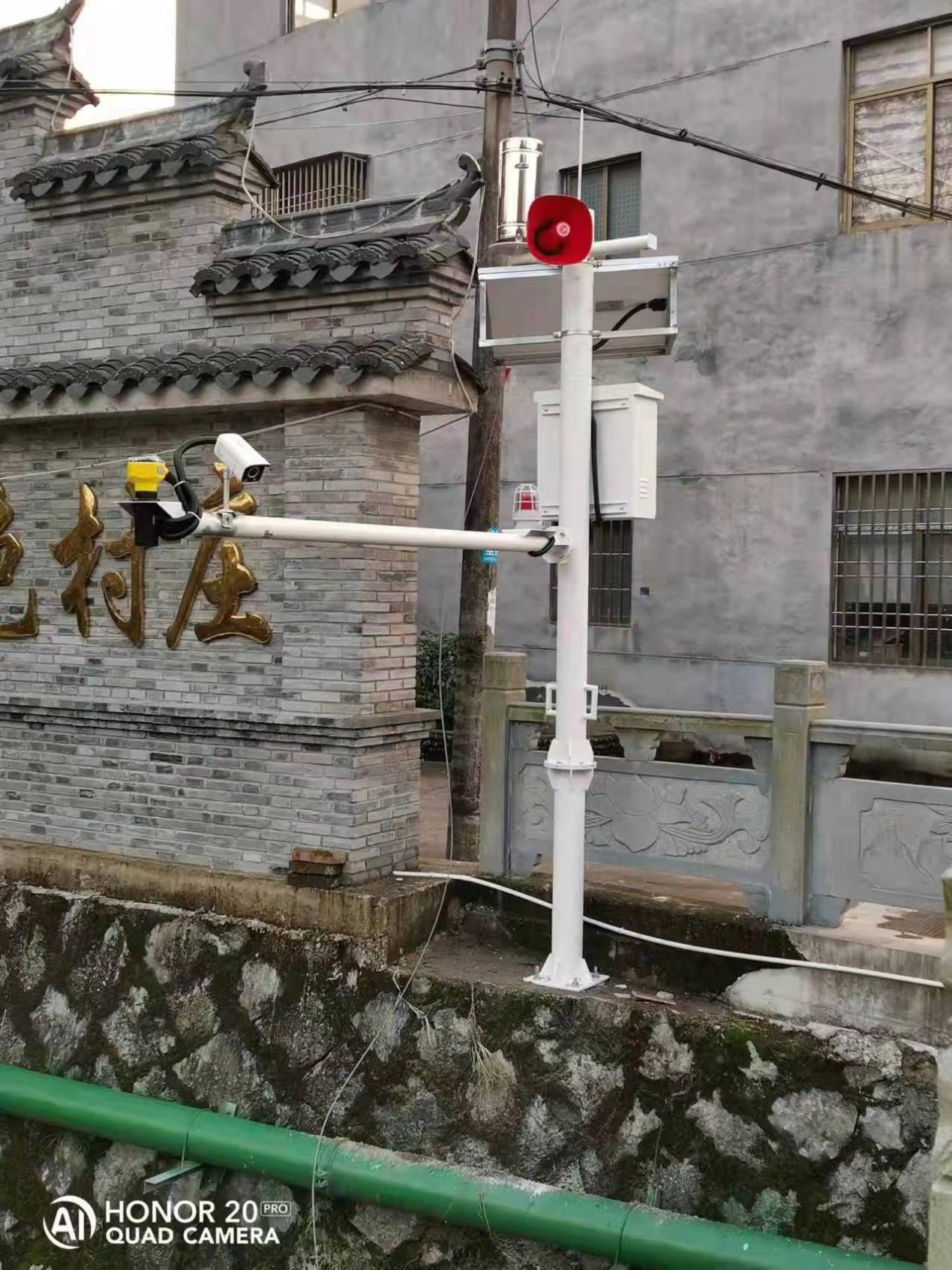 航天宏圖：聲光電預(yù)警機(jī)