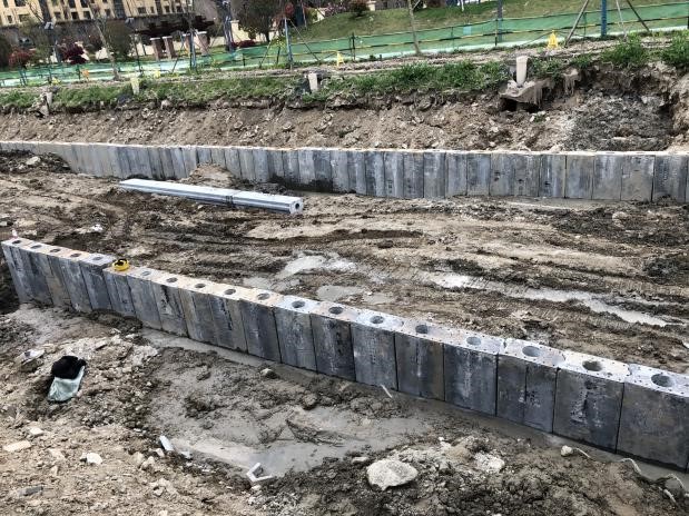 建華建材：預(yù)應(yīng)力混凝土離心板樁